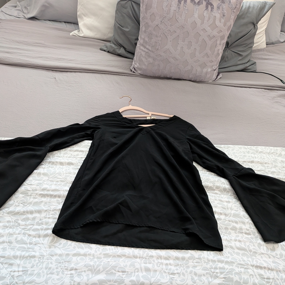 Japna Black Bell Sleeve Blouse
